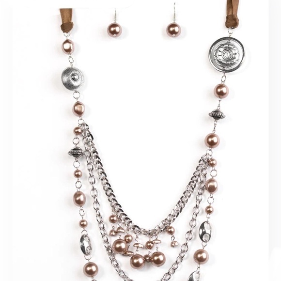 Jewelry - All The Trimmings Brown Blockbuster Necklace